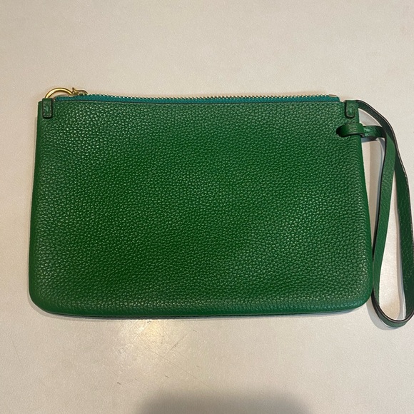 TORY BURCH PERRY BOMBE PEBBLED LEATHER WRISLET IN ARUGULA GREEN - Picture 5 of 7